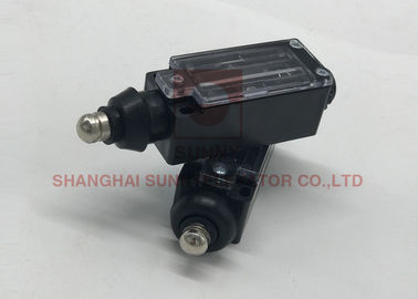 Kelas Perlindungan Shell IP65 Lift Switch Ukt / Uks Komponen lift penumpang