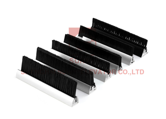 Sikat Pembersih Eskalator Travelator Kekuatan Tinggi 800mm Baris Ganda
