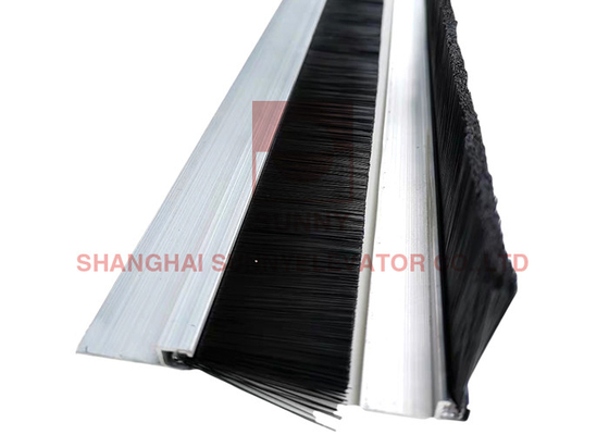 Sikat Pembersih Eskalator Travelator Kekuatan Tinggi 800mm Baris Ganda